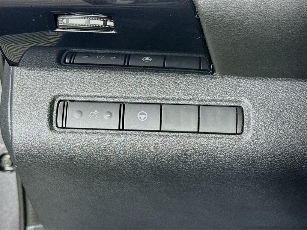 used 2022 Nissan Pathfinder car, priced at $28,959