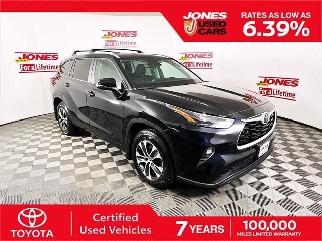 used 2023 Toyota Highlander car