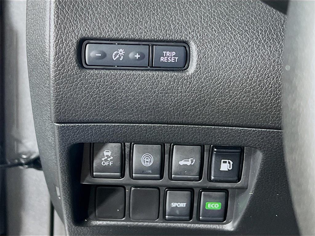 used 2020 Nissan Rogue car, priced at $18,813