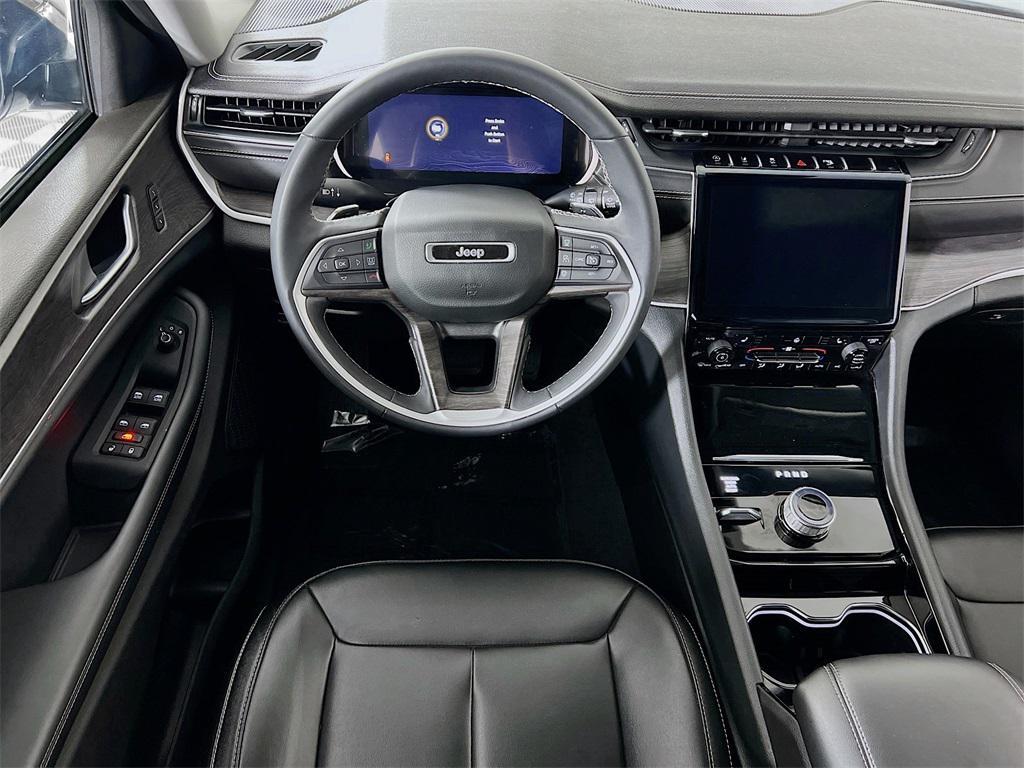 used 2023 Jeep Grand Cherokee car, priced at $31,996