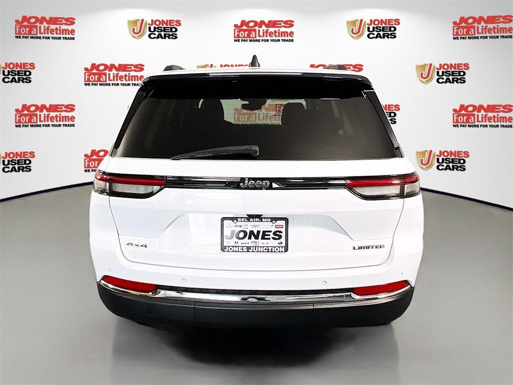 used 2023 Jeep Grand Cherokee car, priced at $31,996