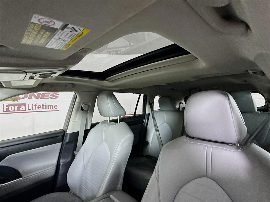 used 2024 Toyota Highlander car, priced at $44,998