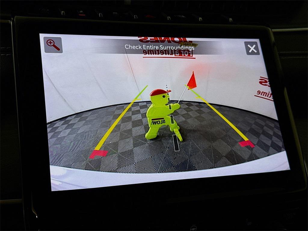 used 2023 Jeep Grand Cherokee car, priced at $30,999