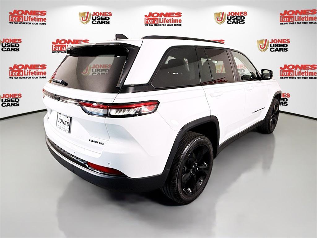 used 2023 Jeep Grand Cherokee car, priced at $30,999