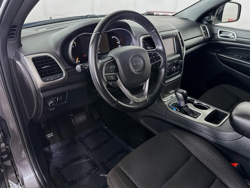 used 2021 Jeep Grand Cherokee car, priced at $25,294