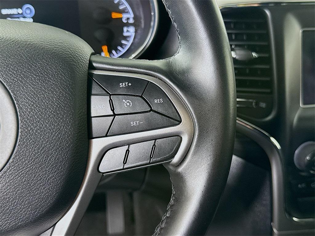 used 2021 Jeep Grand Cherokee car, priced at $25,294