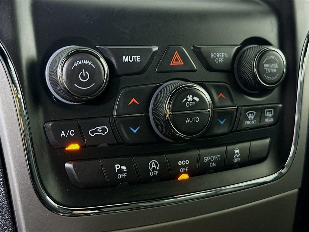 used 2021 Jeep Grand Cherokee car, priced at $25,294