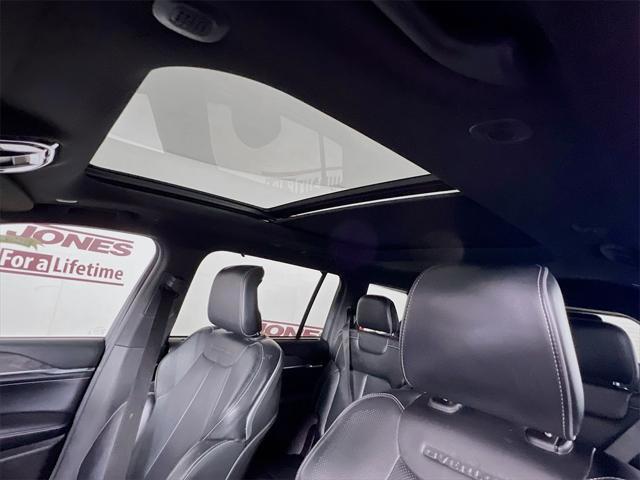used 2021 Jeep Grand Cherokee L car