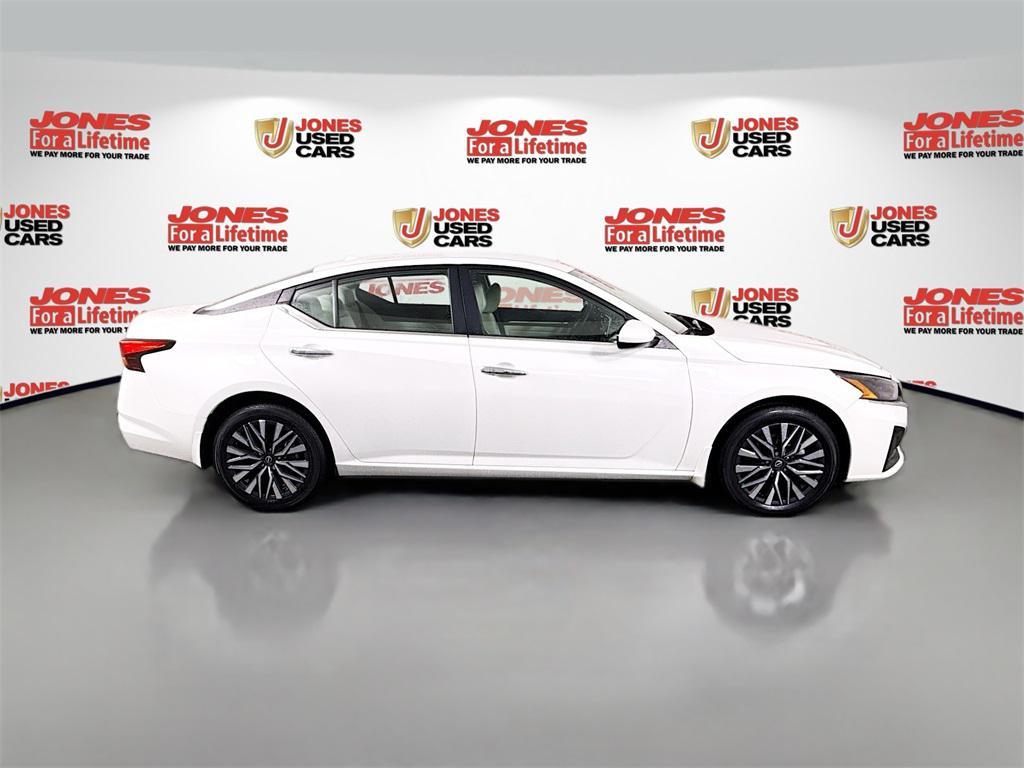 used 2023 Nissan Altima car, priced at $22,604