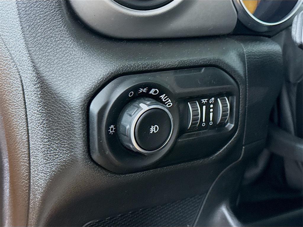 used 2021 Jeep Wrangler Unlimited car, priced at $34,998