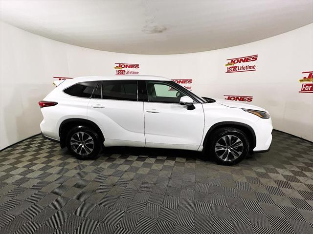 used 2022 Toyota Highlander car, priced at $41,978