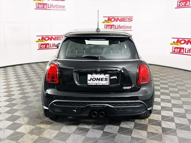 used 2022 MINI Hardtop car, priced at $27,592