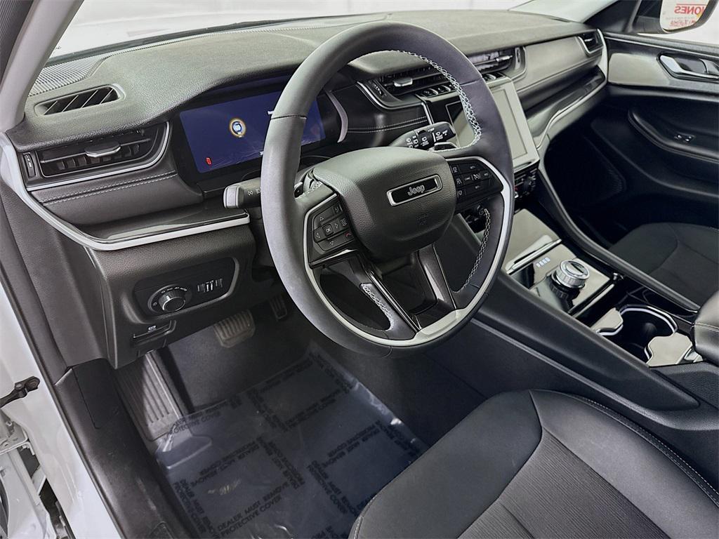 used 2023 Jeep Grand Cherokee L car, priced at $30,998