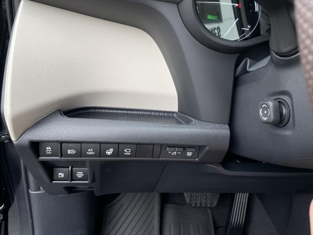new 2024 Toyota Sienna car
