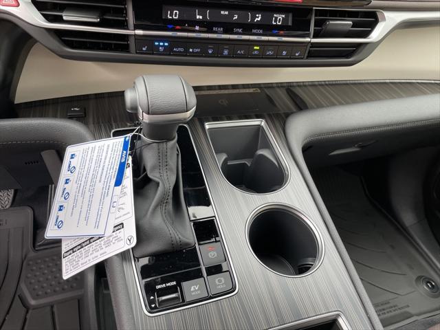 new 2024 Toyota Sienna car