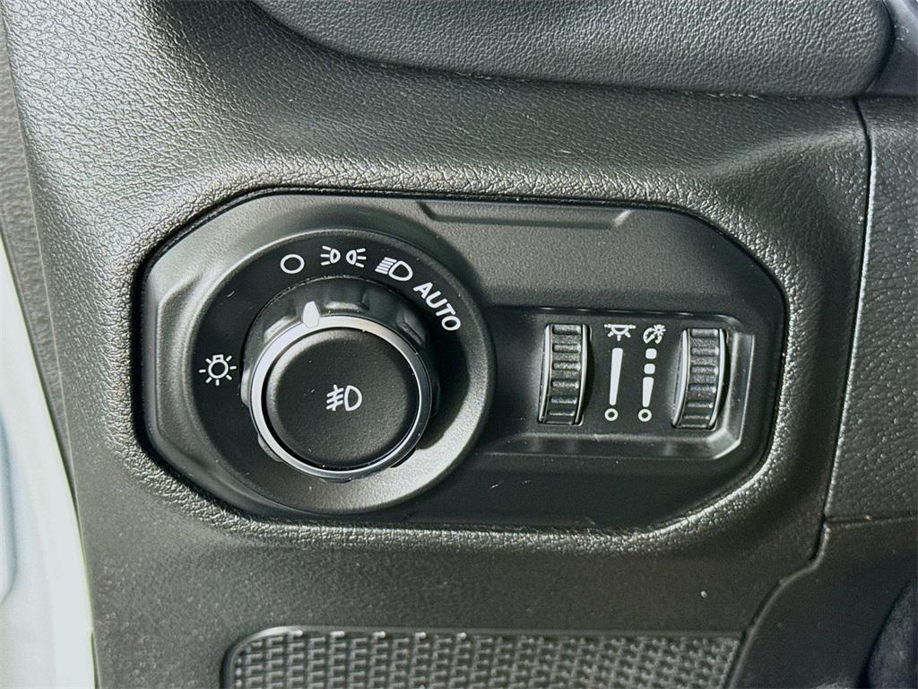 used 2021 Jeep Wrangler Unlimited car, priced at $32,989