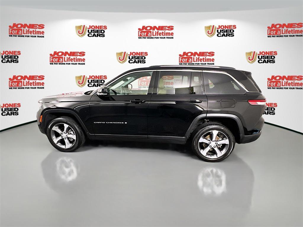 used 2023 Jeep Grand Cherokee car, priced at $33,630