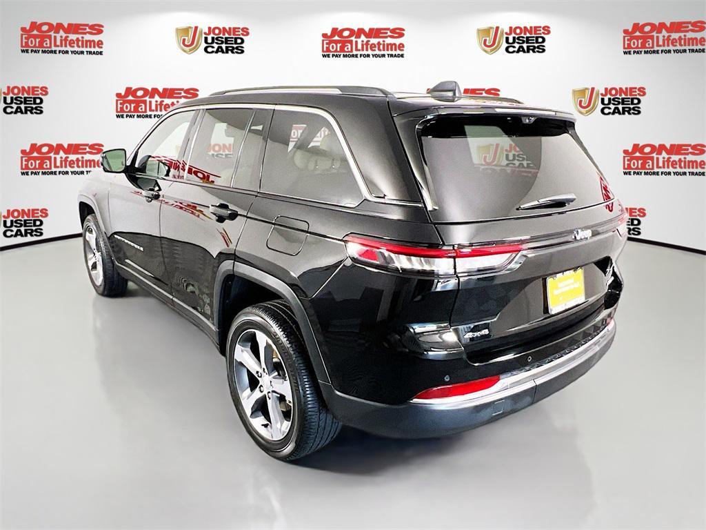 used 2023 Jeep Grand Cherokee car, priced at $33,630