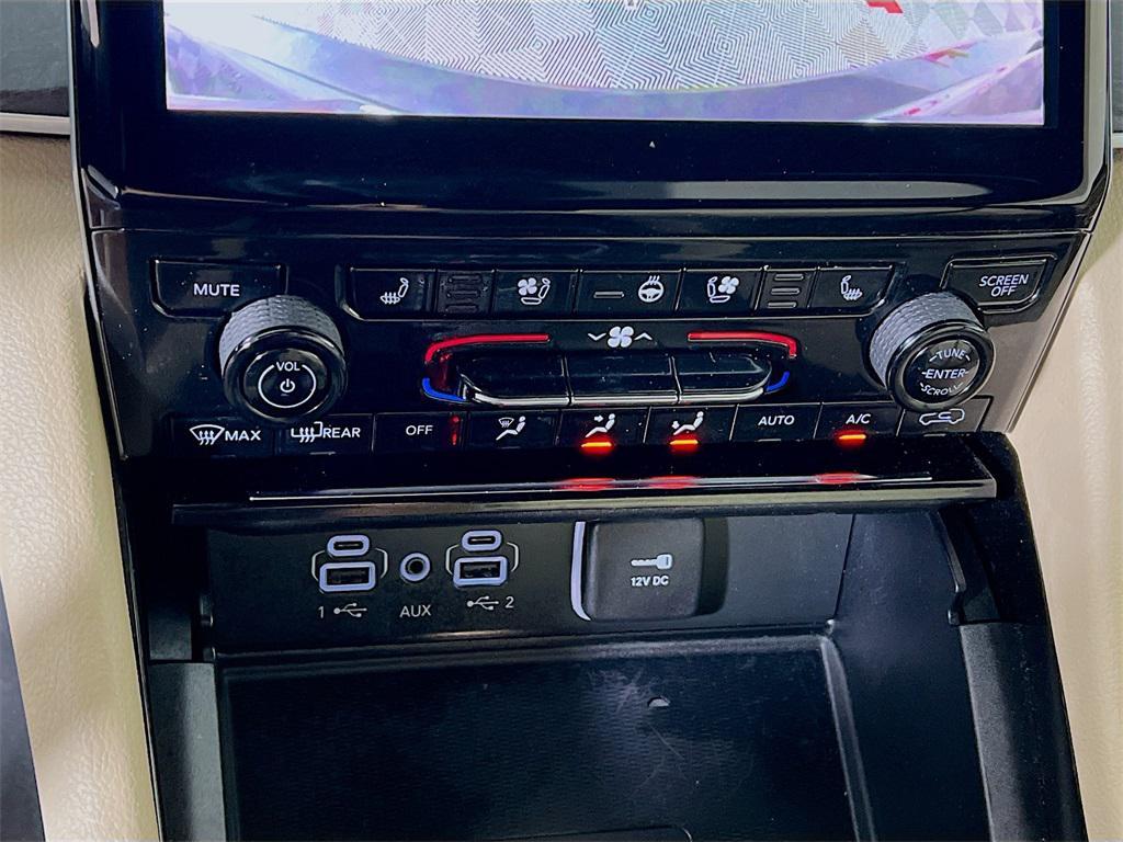 used 2023 Jeep Grand Cherokee car, priced at $33,630