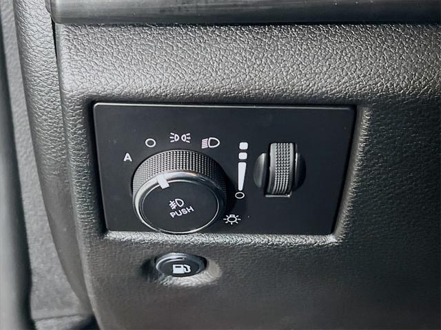 used 2019 Jeep Grand Cherokee car, priced at $21,386