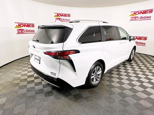 used 2022 Toyota Sienna car, priced at $47,564