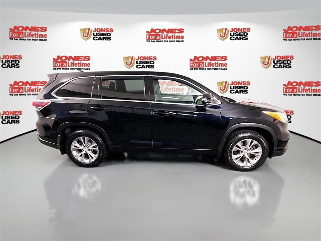 used 2014 Toyota Highlander car