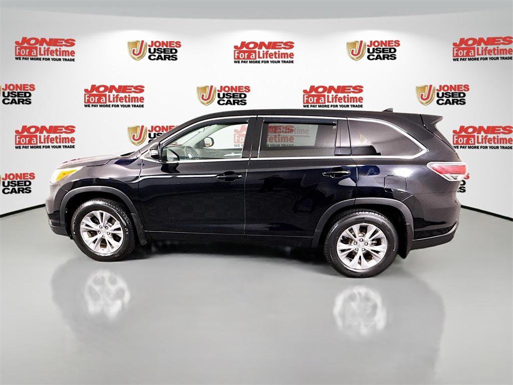 used 2014 Toyota Highlander car