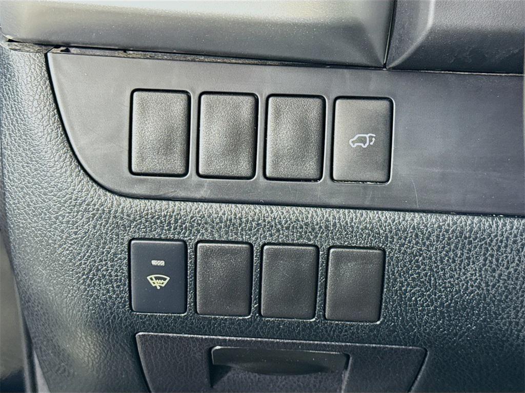 used 2014 Toyota Highlander car