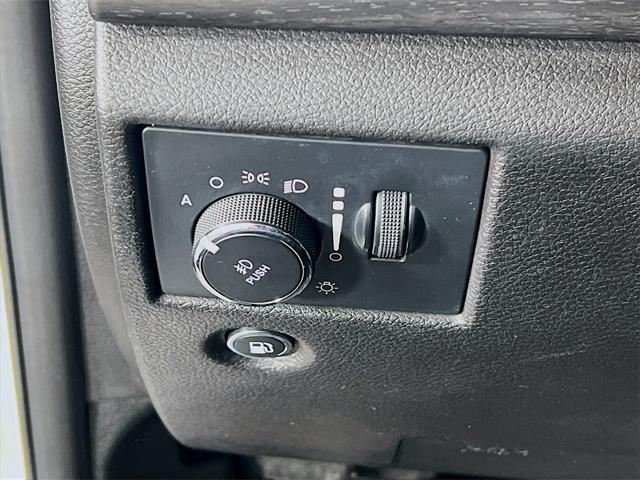 used 2018 Jeep Grand Cherokee car, priced at $17,995