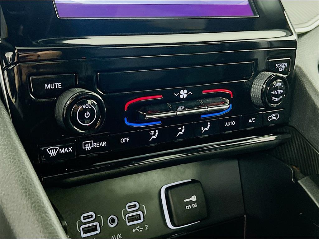 used 2024 Jeep Grand Cherokee L car, priced at $36,498