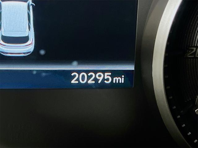 used 2023 Hyundai Santa Fe car, priced at $25,998