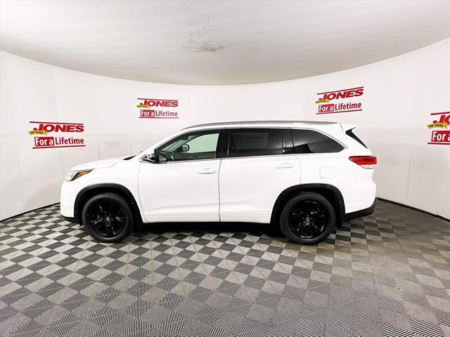 used 2019 Toyota Highlander car, priced at $26,869