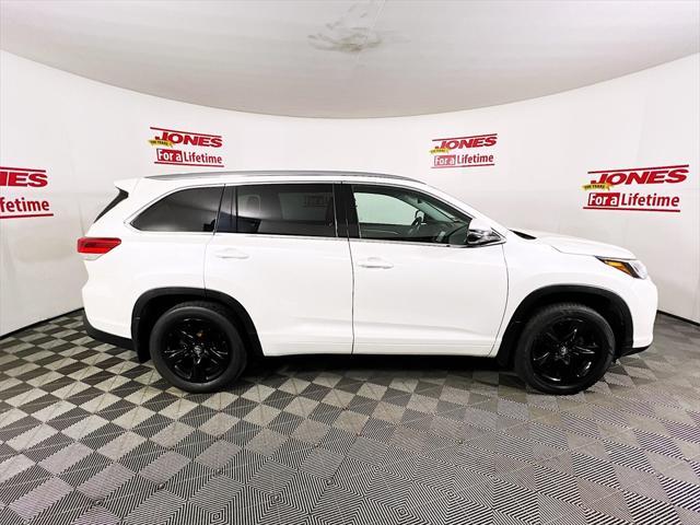 used 2019 Toyota Highlander car, priced at $26,869