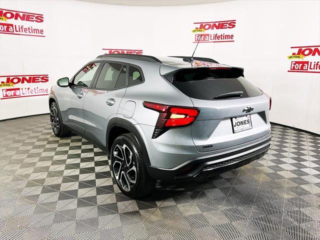 used 2025 Chevrolet Trax car, priced at $24,456