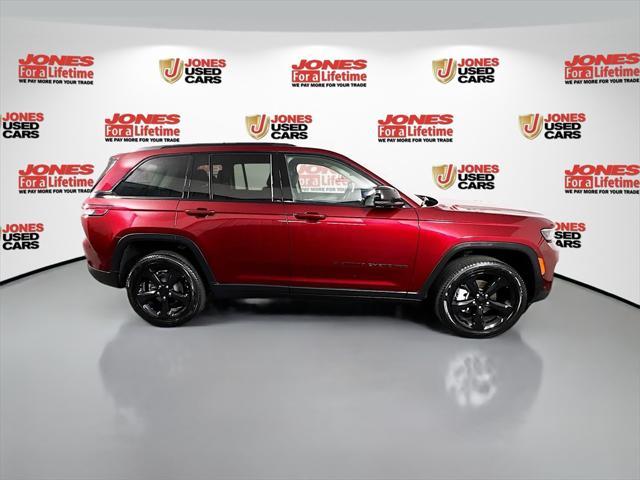 used 2023 Jeep Grand Cherokee car, priced at $36,995