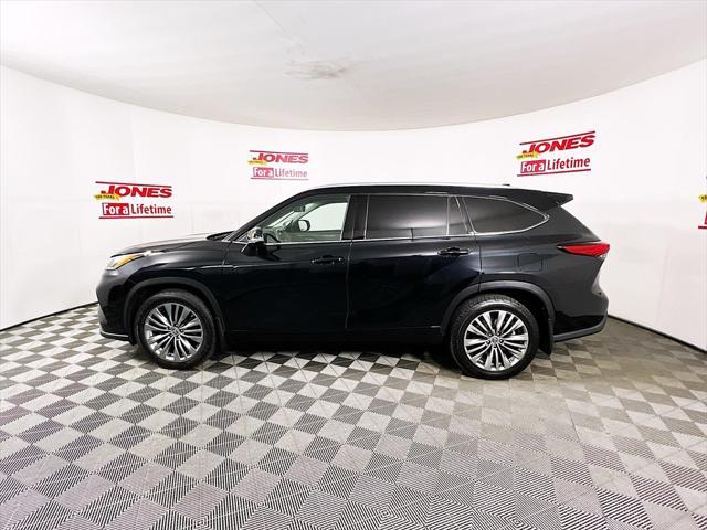 used 2020 Toyota Highlander car, priced at $34,675