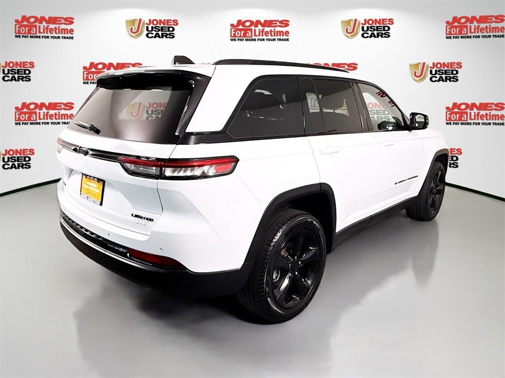 used 2023 Jeep Grand Cherokee car, priced at $34,134