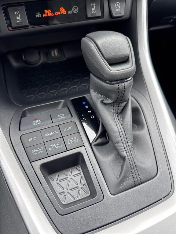 new 2025 Toyota RAV4 car, priced at $36,674