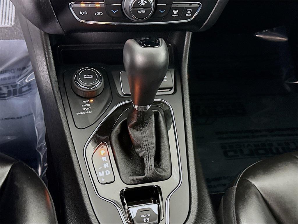 used 2020 Jeep Cherokee car, priced at $17,998