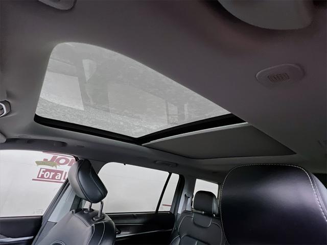 used 2022 Jeep Grand Cherokee L car, priced at $38,990