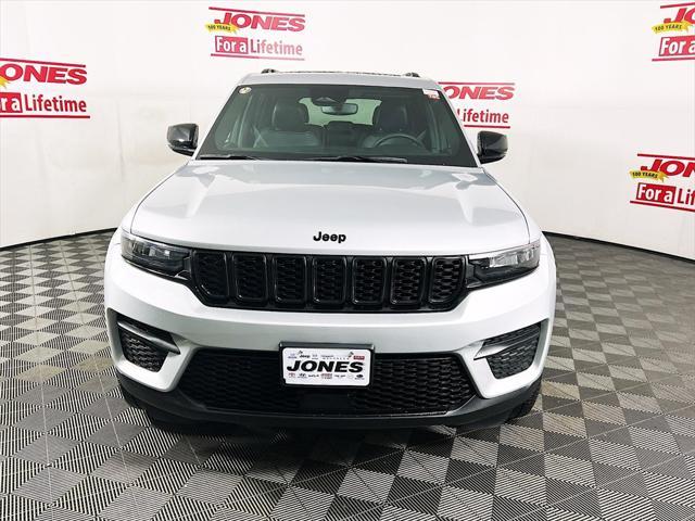 used 2023 Jeep Grand Cherokee car, priced at $38,998