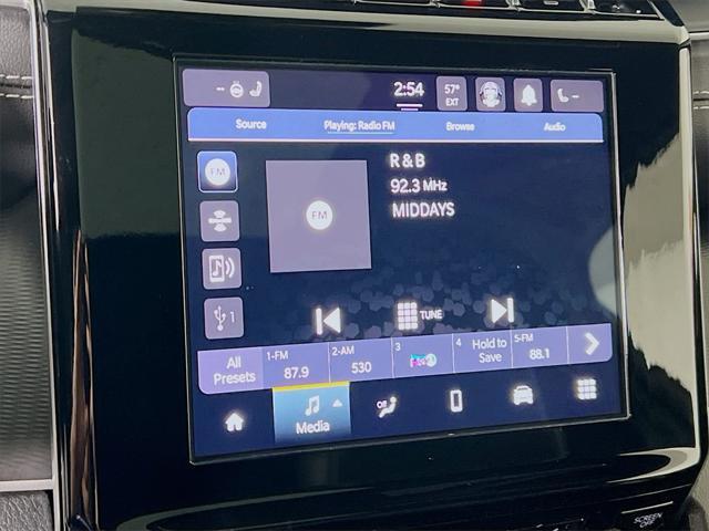 used 2023 Jeep Grand Cherokee car, priced at $38,998
