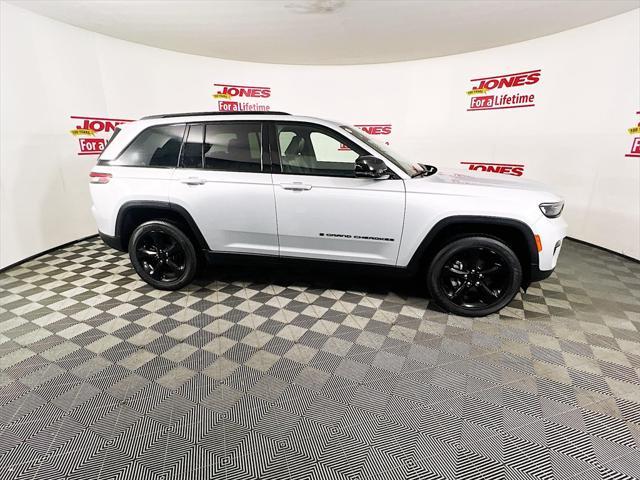 used 2023 Jeep Grand Cherokee car, priced at $38,998