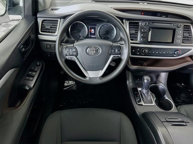 used 2019 Toyota Highlander car