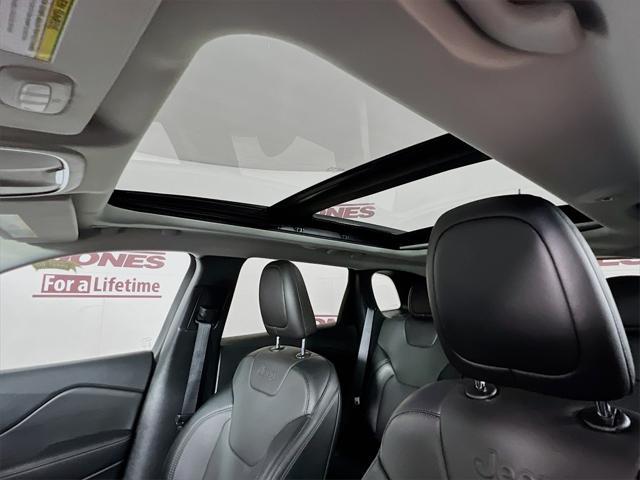 used 2023 Jeep Cherokee car, priced at $25,798