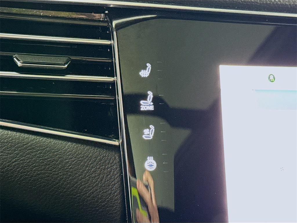 used 2022 Jeep Wagoneer car, priced at $46,998