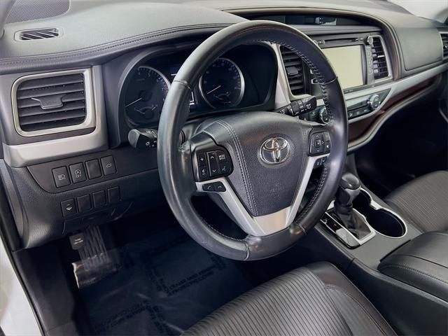 used 2019 Toyota Highlander car, priced at $25,998