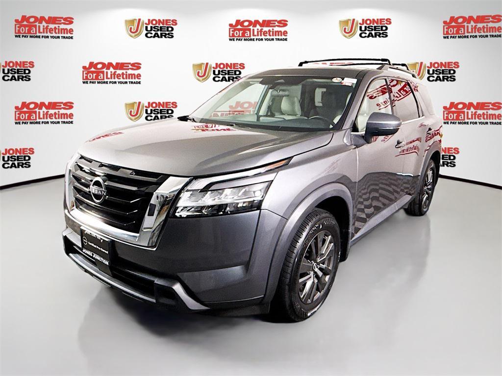 used 2022 Nissan Pathfinder car, priced at $33,998