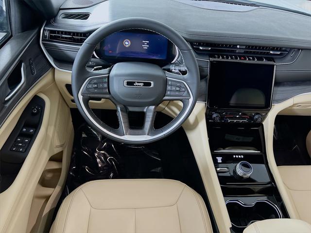 used 2023 Jeep Grand Cherokee car, priced at $38,998