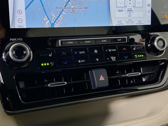 used 2022 Toyota Highlander car